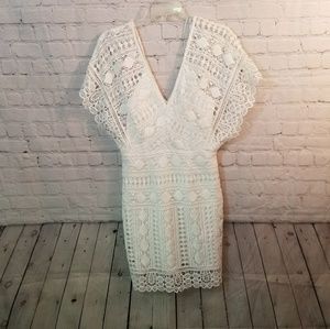 LULUS DRESS size M v neck invisible zipper closure